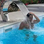 Aquamarina Con Jacuzzi Riservata & Apartmanhotel