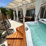 Aquamarina Con Jacuzzi Riservata & Apartmanhotel 4*