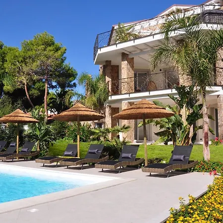 Апарт-отель Aquamarina Con Jacuzzi Riservata &