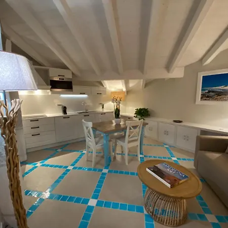 Aquamarina Con Jacuzzi & Apart-hotel