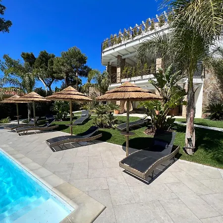 Aquamarina Con Jacuzzi Riservata & Порто-Пино