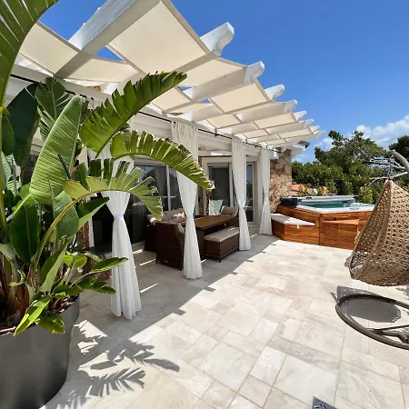 Aquamarina Con Jacuzzi Riservata & Апарт-отель 4*