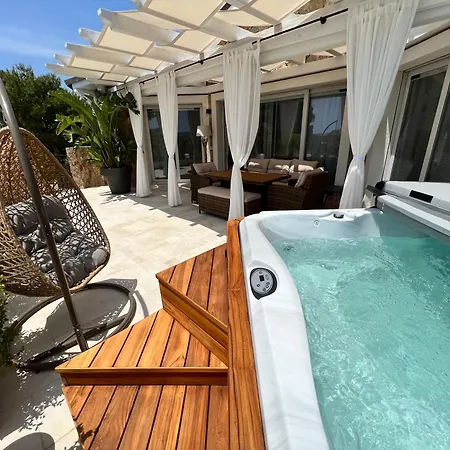Aquamarina Con Jacuzzi Riservata Aparthotel *