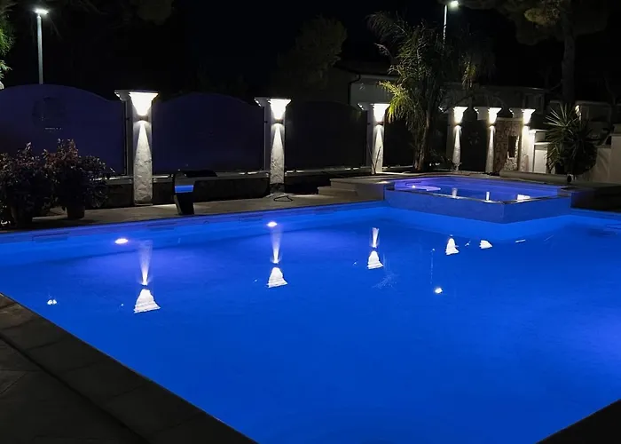 Aparthotel Aquamarina Con Jacuzzi Riservata & 4*