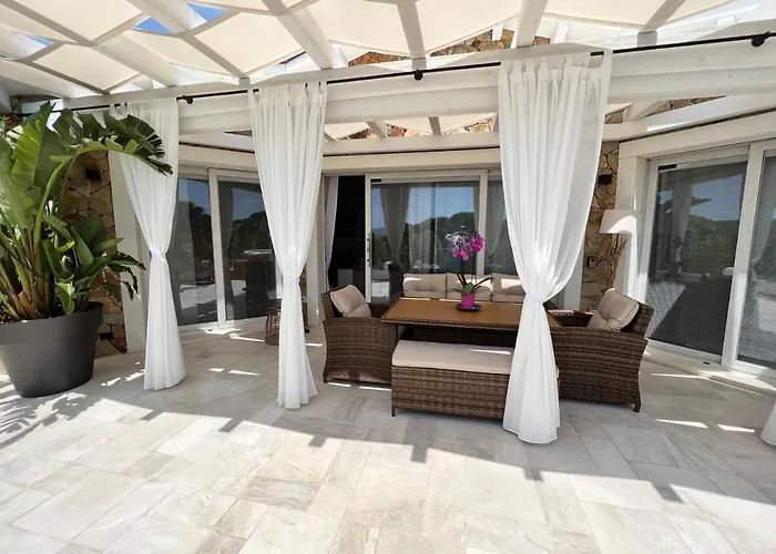 Aquamarina Con Jacuzzi Riservata & Aparthotel 4*